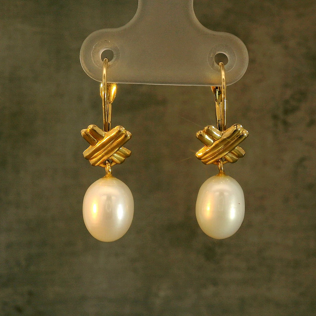 Pearl and 14k yellow gold Dangles