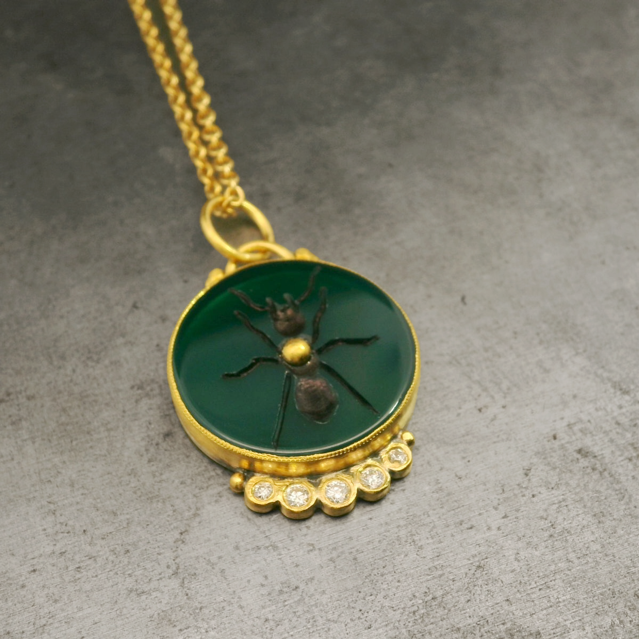 Antique-Inspired Agate Pendant with Intaglio Ant Design