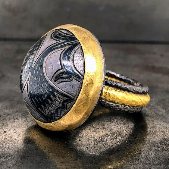 Side view of Turkish button ring.