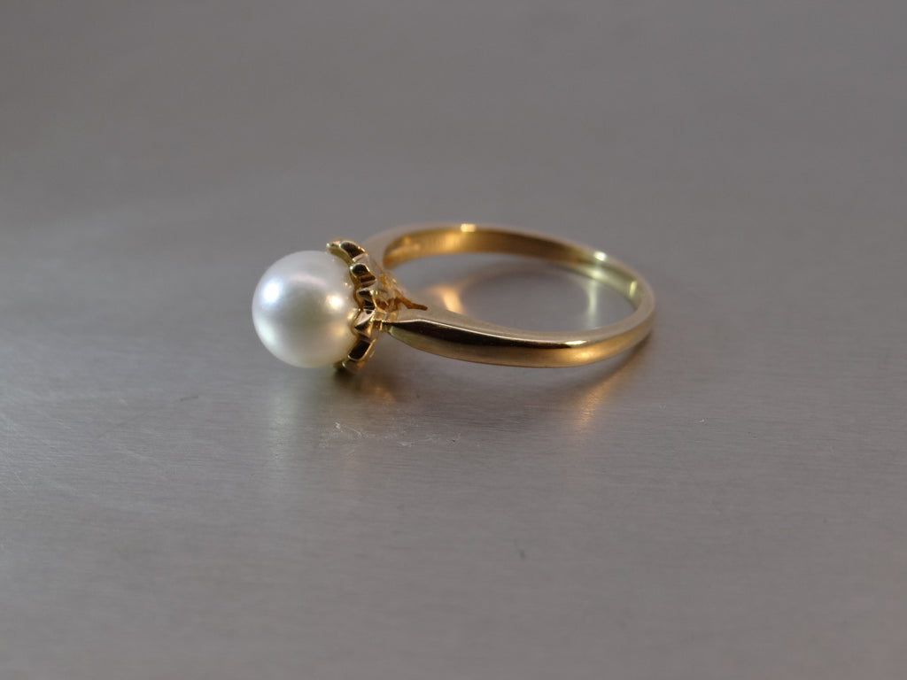 Pearl Ring