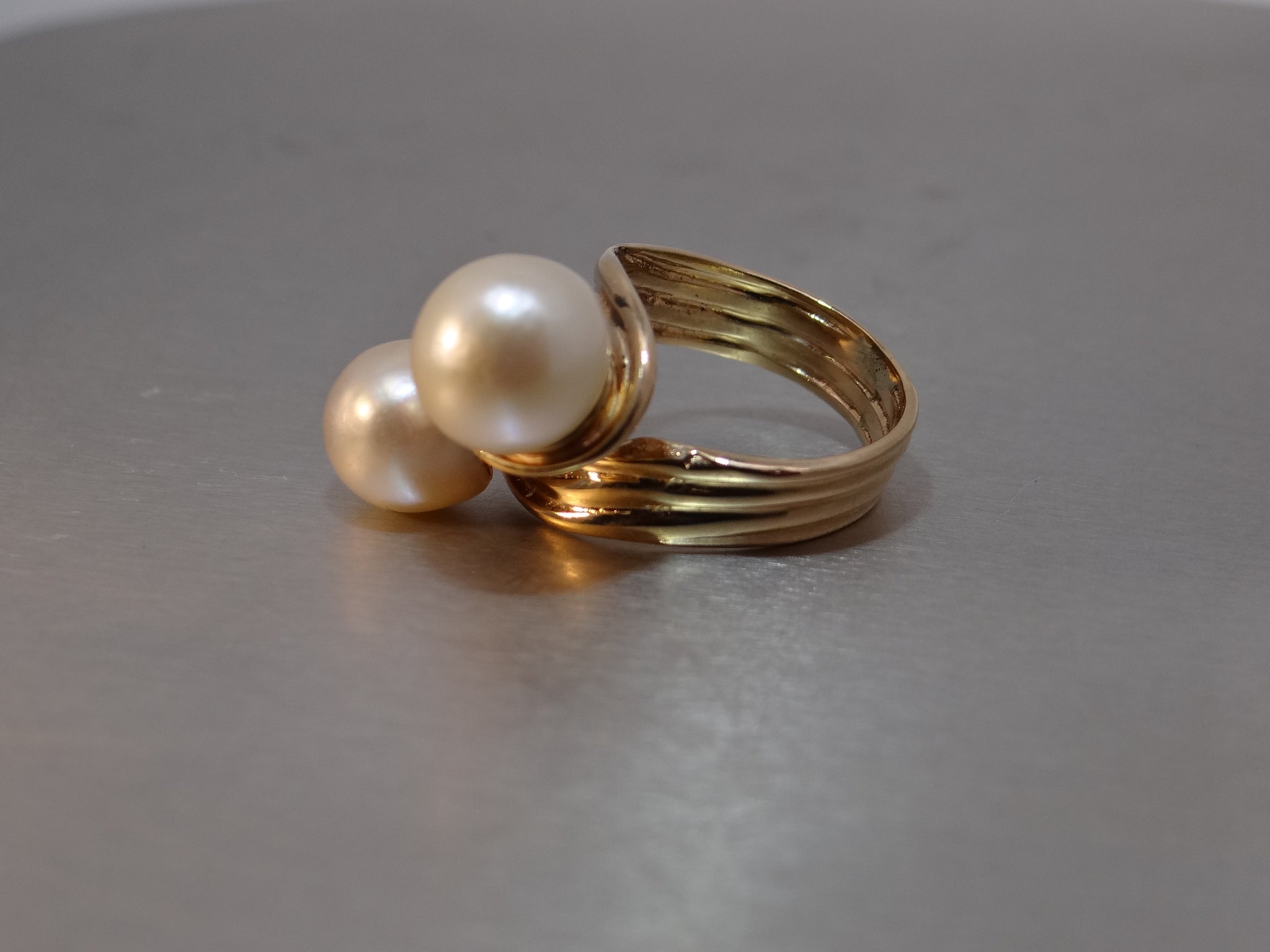 Vintage Pearl Bypass Ring