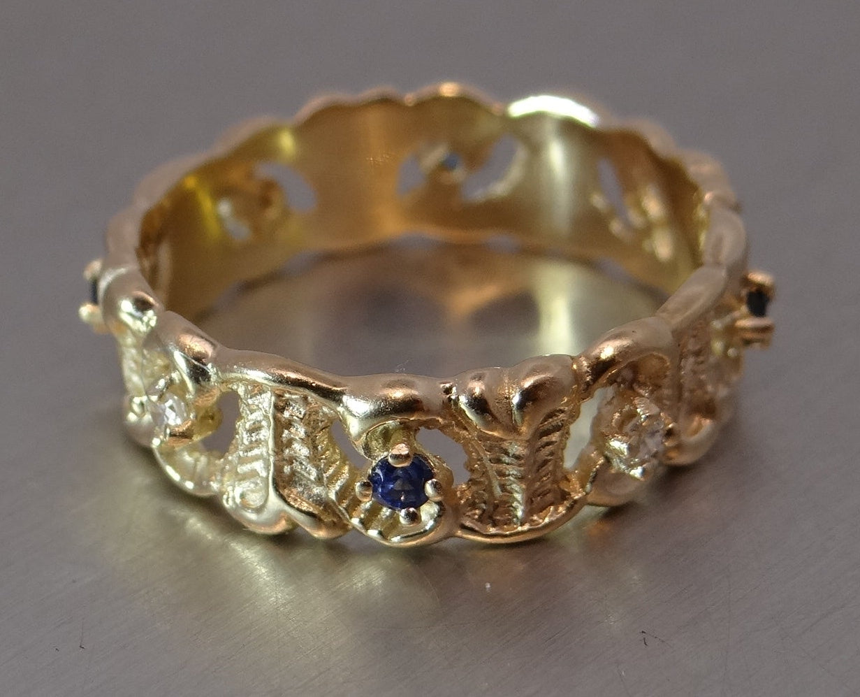 Vintage Diamond and Sapphire Ring