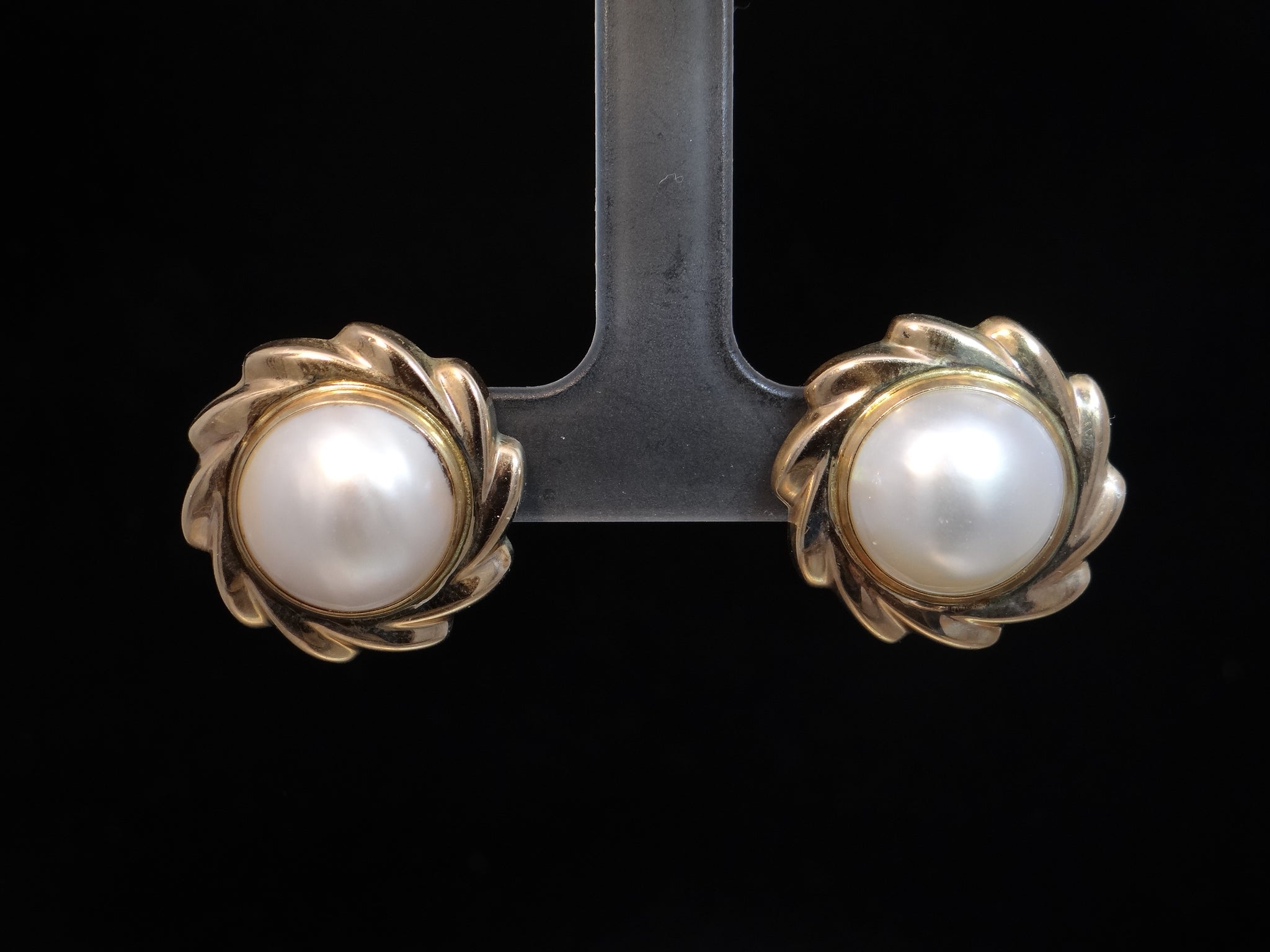 Mabé Pearl Earrings with Gold Frames