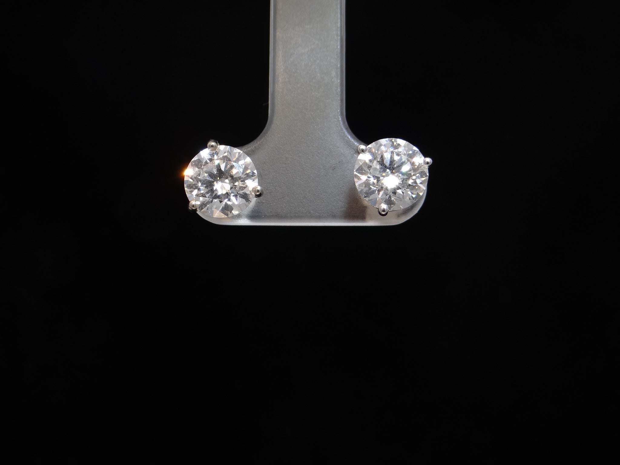 3ctw Diamond Stud Earrings