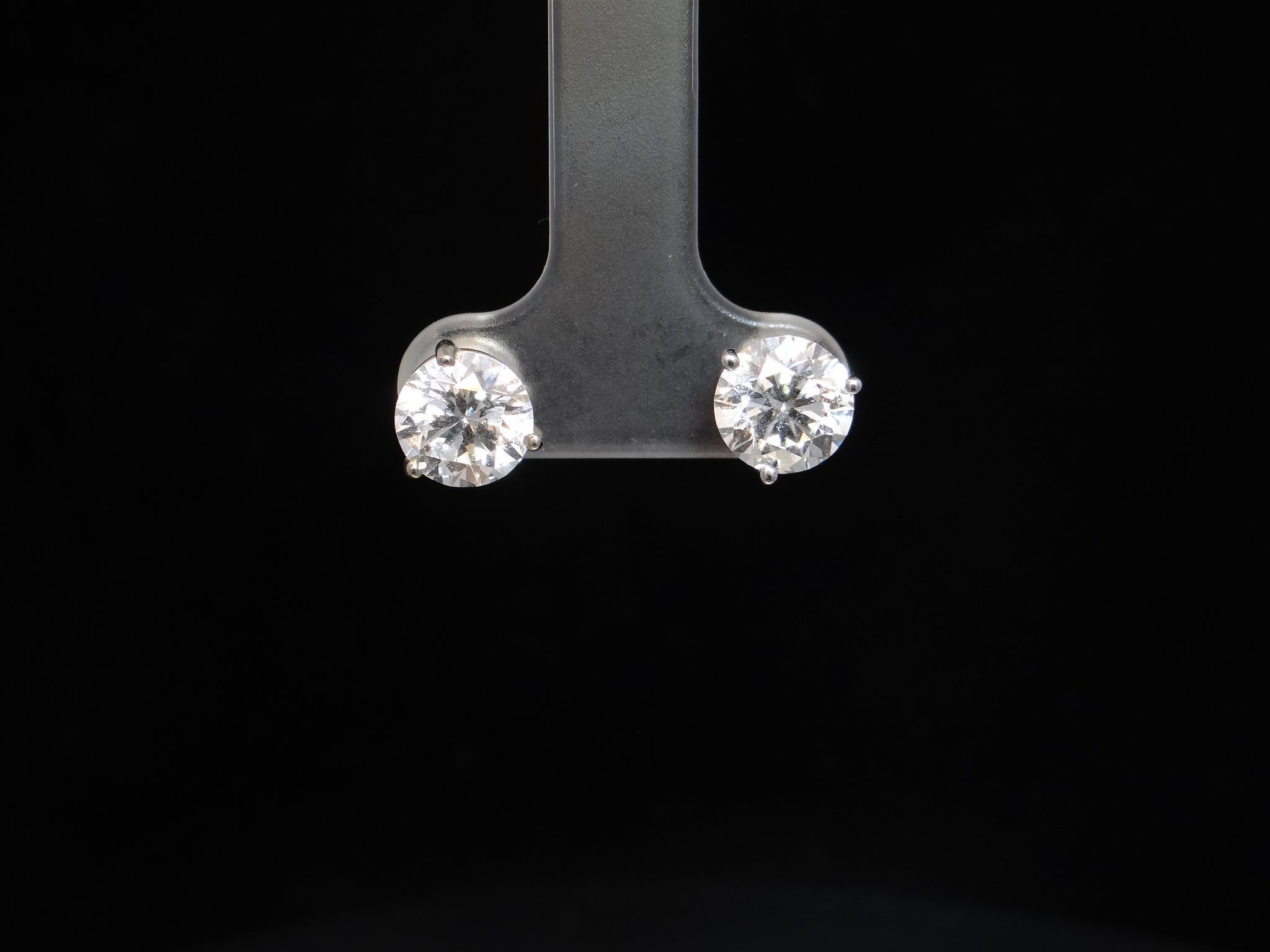 3ctw Diamond Stud Earrings
