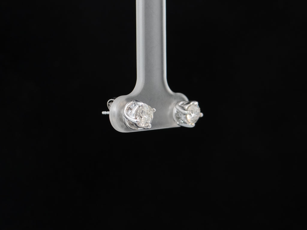 14KW Diamond Studs