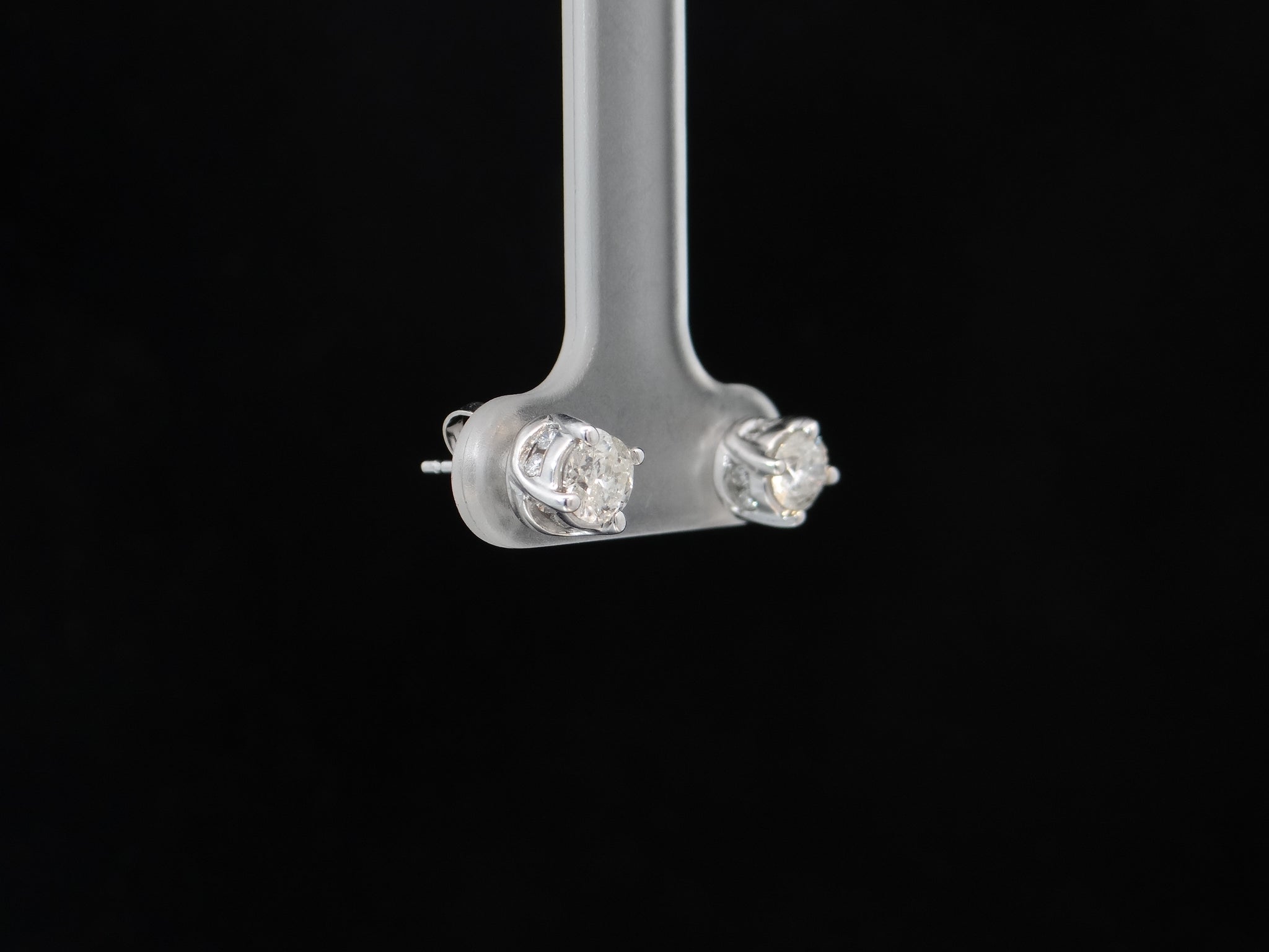 14KW Diamond Studs