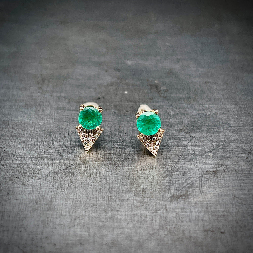 Front View of Emerald and Diamond Yellow Gold Studs